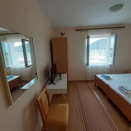 Apartment Niko *